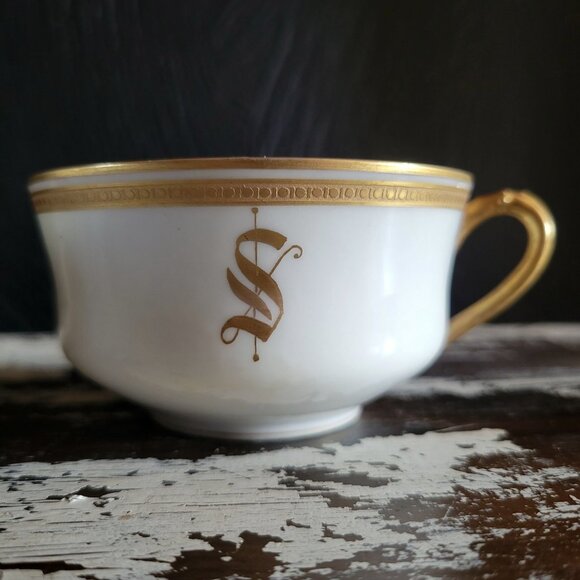 Antique Haviland Limoges France "S" Monogrammed White and Gold Cup and Saucer - Picture 3 of 8